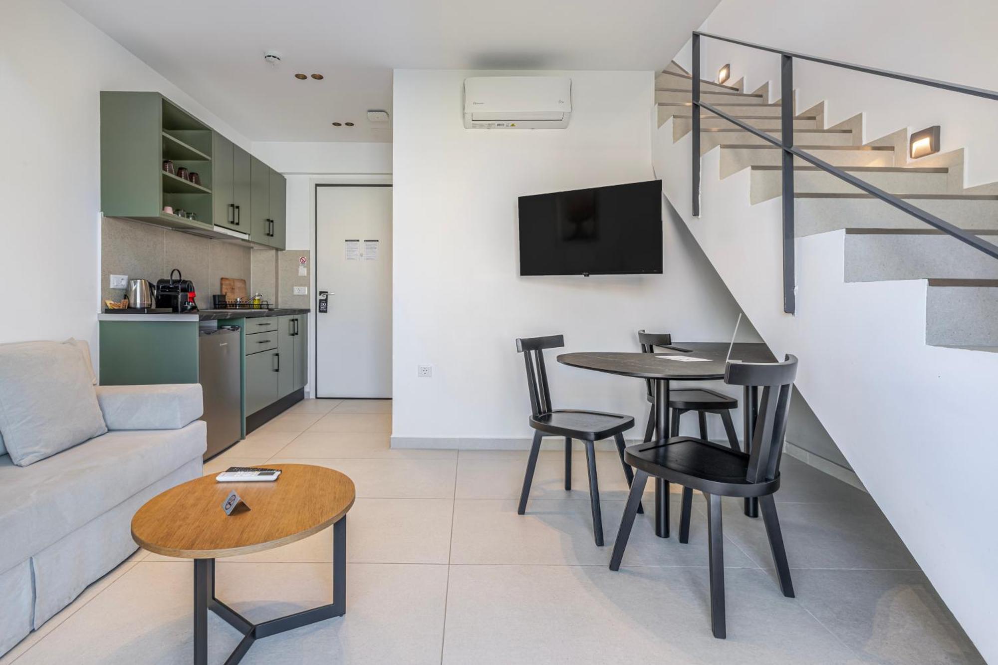 Athens Genesis Luxury Suites Εξωτερικό φωτογραφία