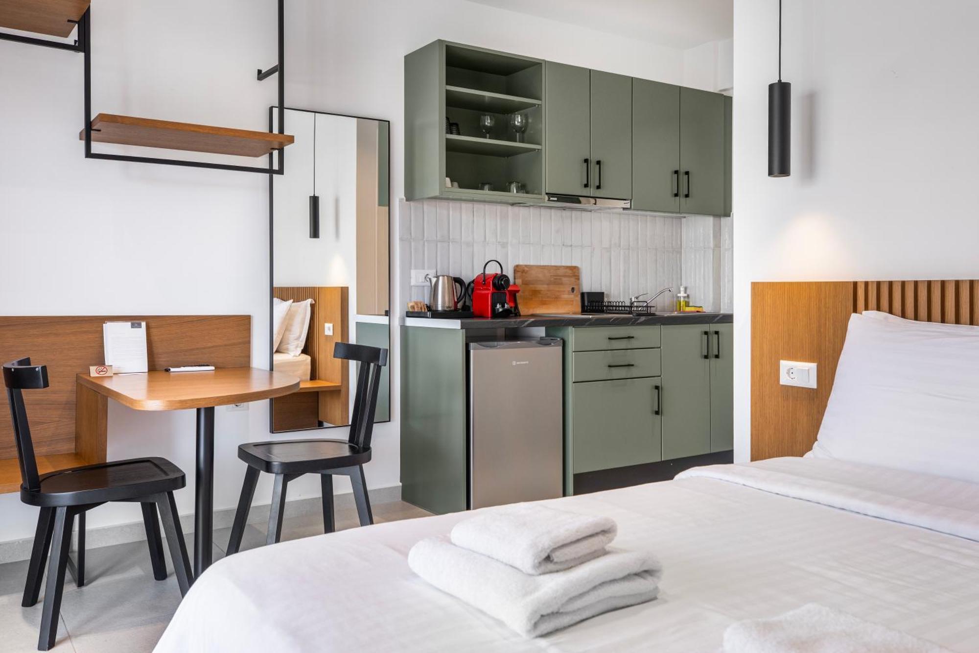 Athens Genesis Luxury Suites Εξωτερικό φωτογραφία